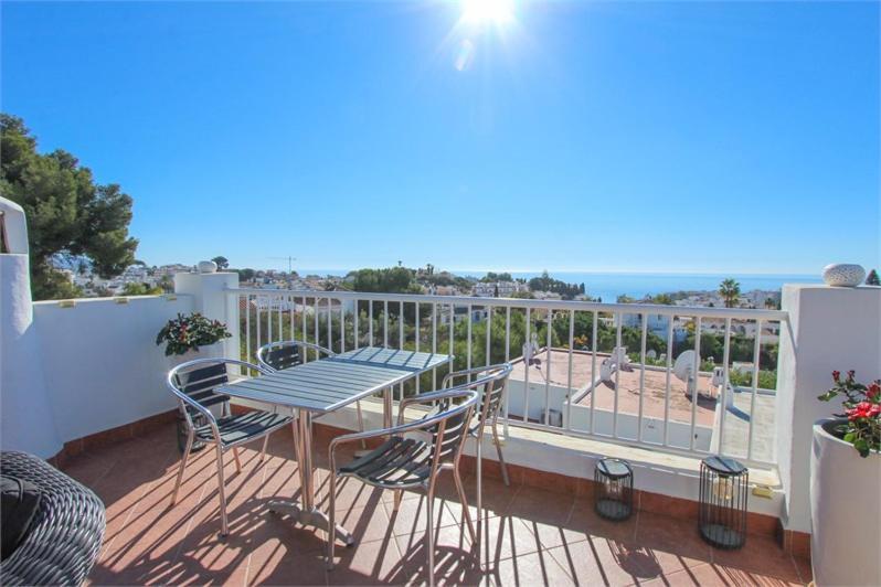 Amazing 3 Bedroom Townhouse In Nerja Exterior foto